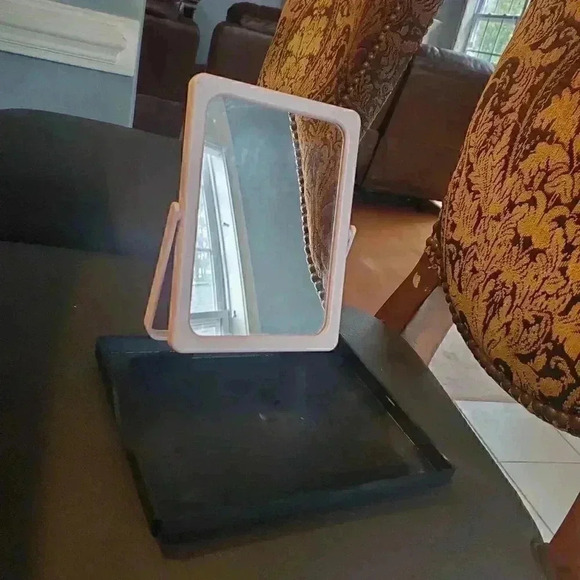 Mary Kay make up mirror - Picture 1 of 7